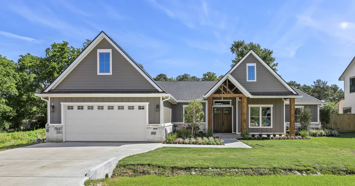 best season to paint exterior of house