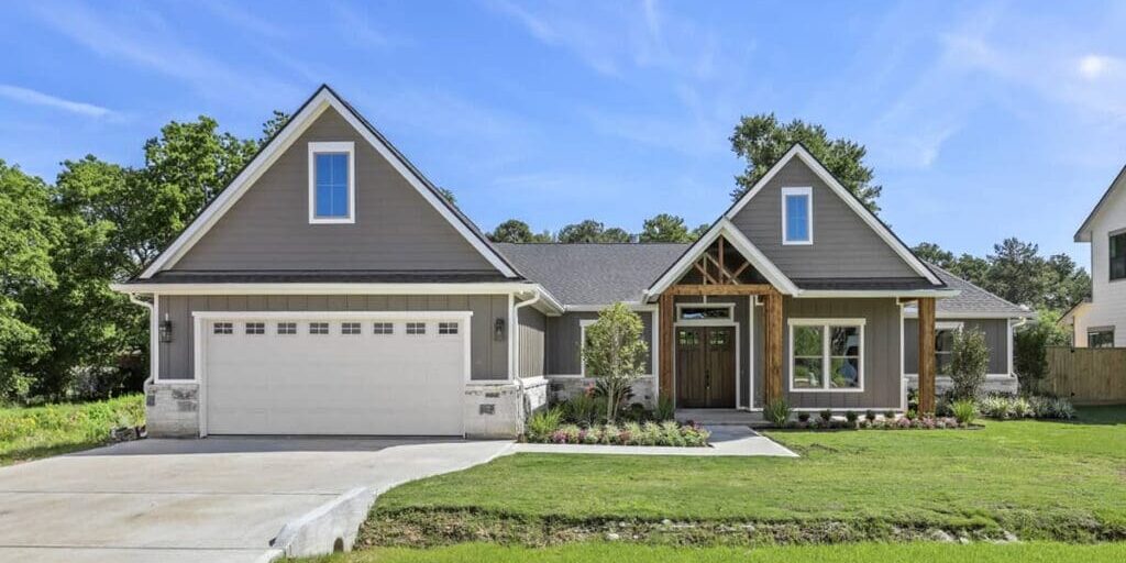 best season to paint exterior of house